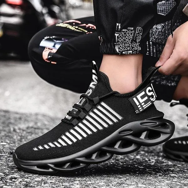 2020 Lightweight Blade Sneakers