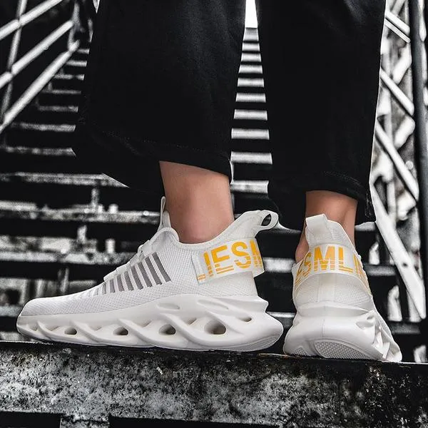 2020 Lightweight Blade Sneakers