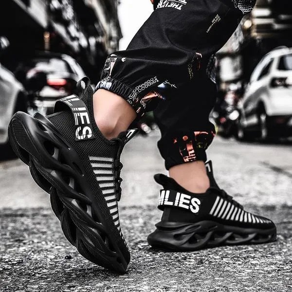 2020 Lightweight Blade Sneakers