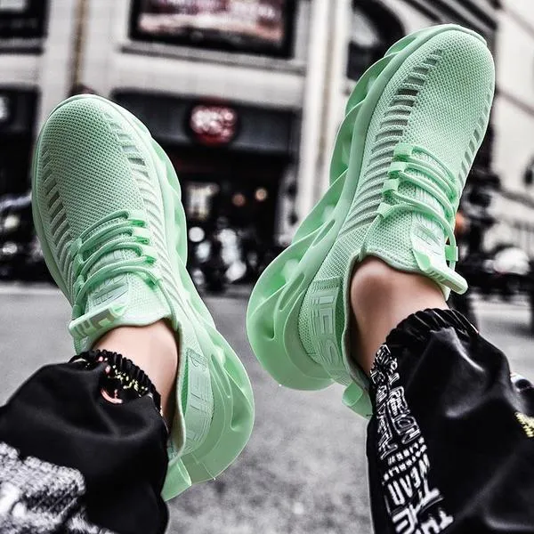 2020 Lightweight Blade Sneakers