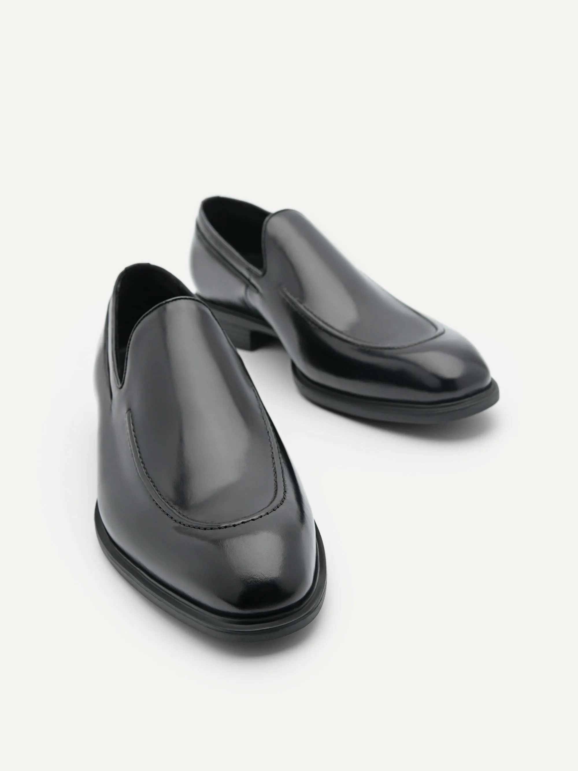 Altitude Lightweight Leather Loafers
