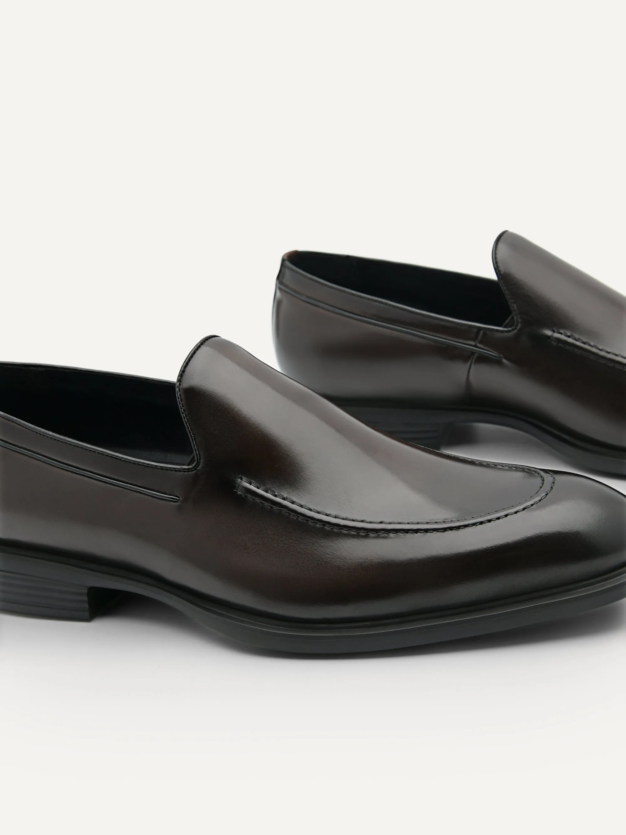 Altitude Lightweight Leather Loafers