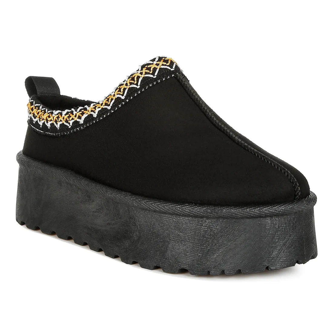 Embroidered Platform Classic Slip-On