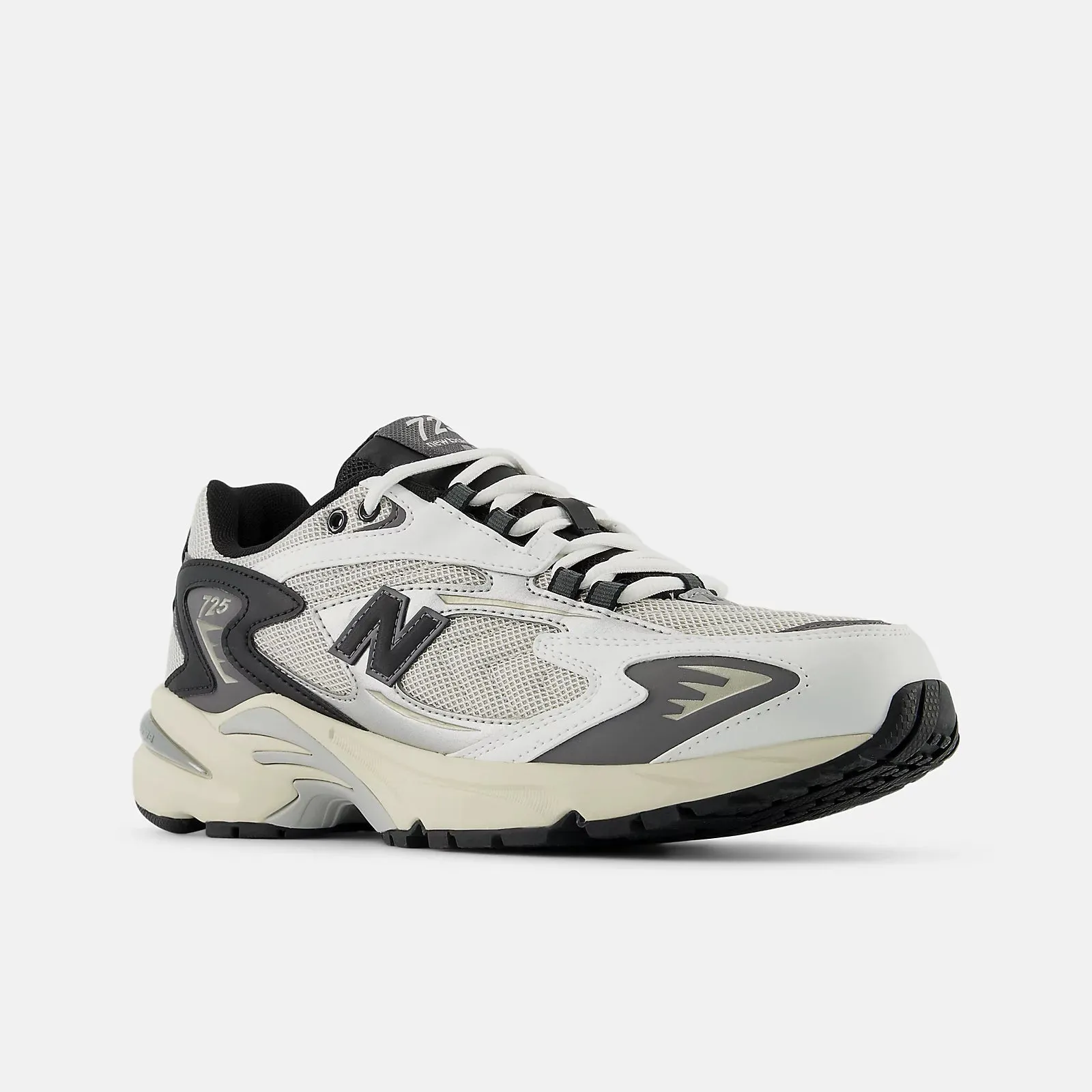 New Balance - 725V1 Grey matter with black and White ML725CE