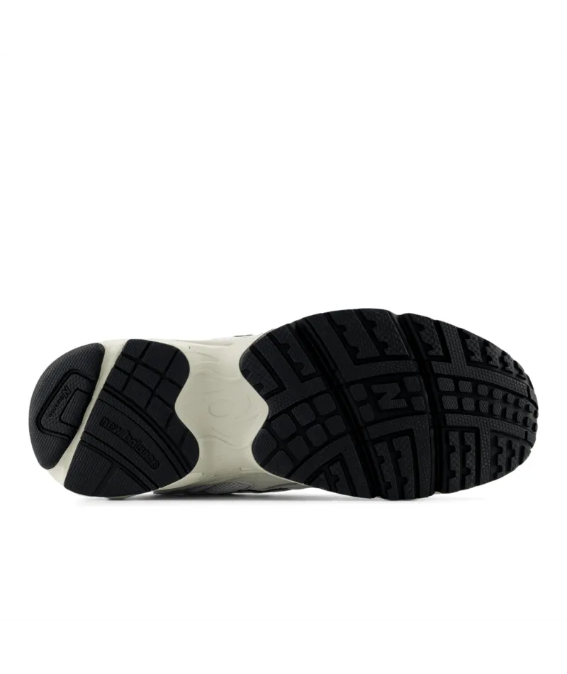 NEW BALANCE Ml725 Unisex Sneakers