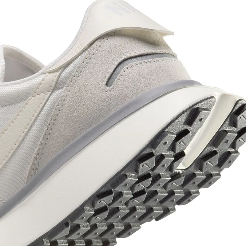 Nike Women's Phoenix Waffle