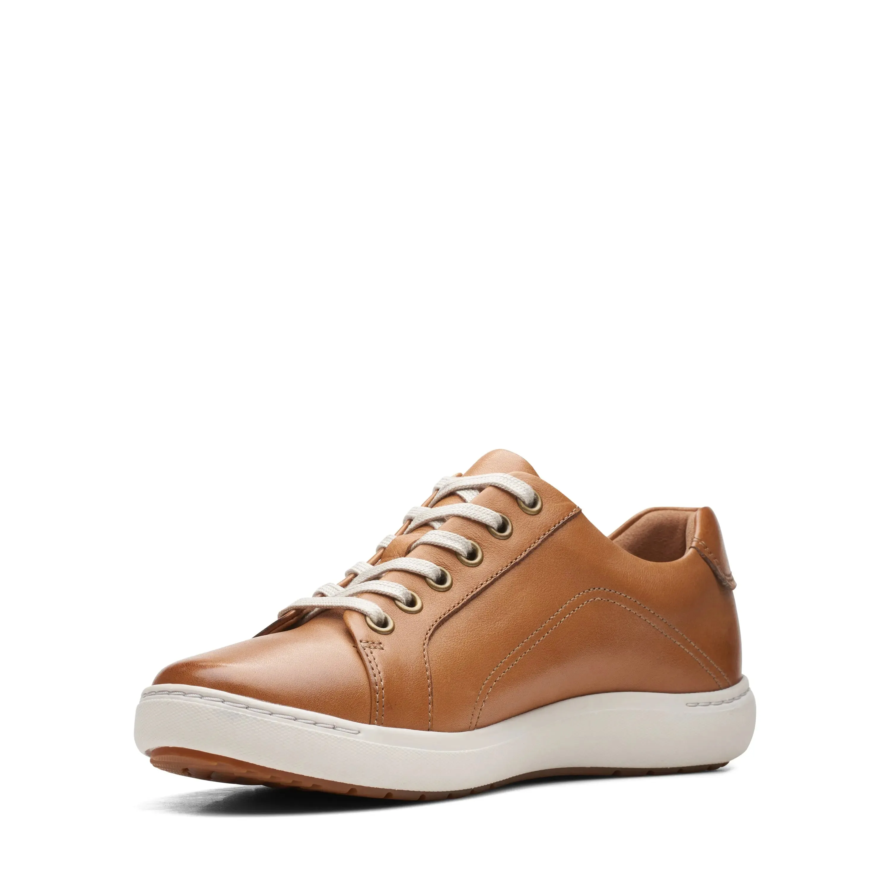 Women’s Clarks Nalle Lace – Lightweight Comfort Meets Sporty Style